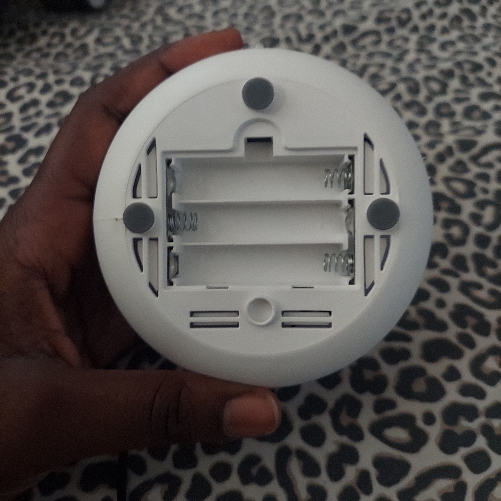 Aroma Diffuser with LED light - Picture 8 of 8
